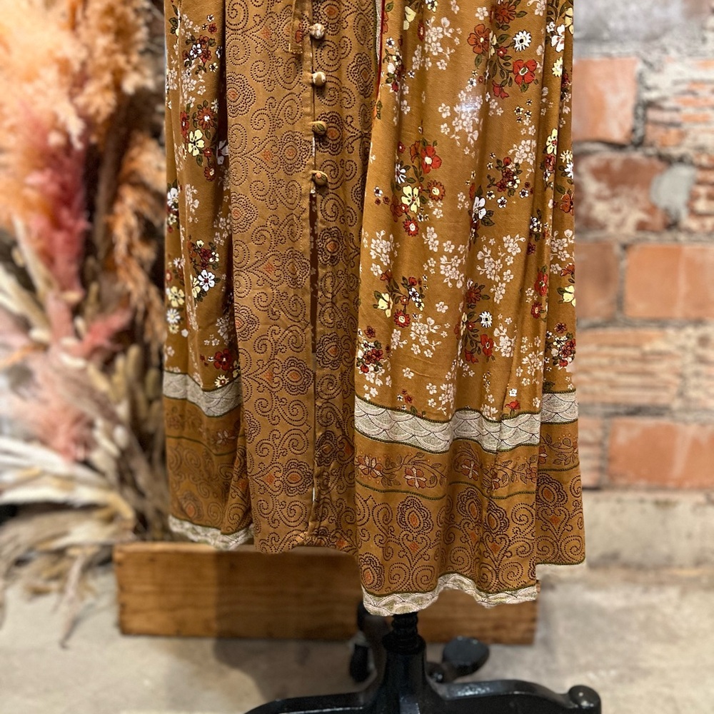 Tulle and Batiste Roseanne Boho Dress Daydreamer
Handmade XS & S Terracotta - Picture 11 of 15